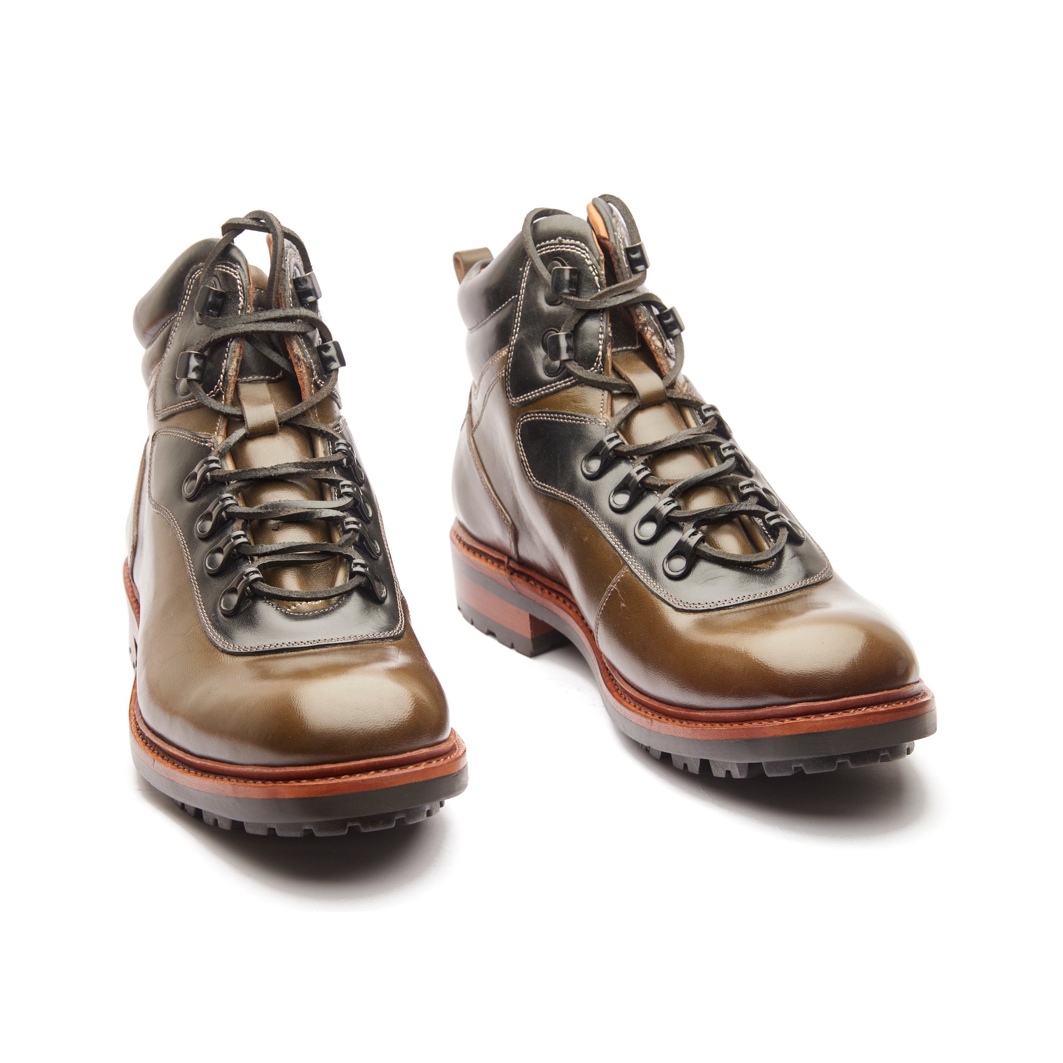 Bulwark, Trek Boot - Green Horserump | Hand Welted