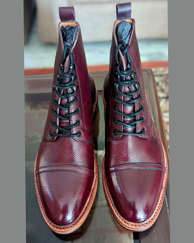 Dixon, Cap-Toe Derby Boot - Hatchgrain Burgundy | Hand Welted Service Boots
